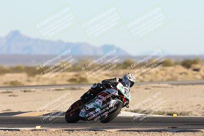 media/Dec-07-2025-CVMA (Sun) [[3e7d2de5dc]]/Race 16-Formula Middleweight/